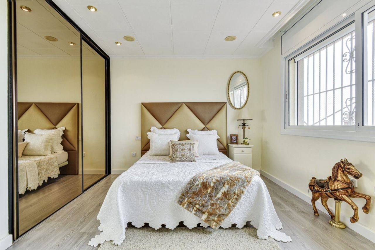 Casa en la Costa del Maresme, España, 295 m² - imagen 13