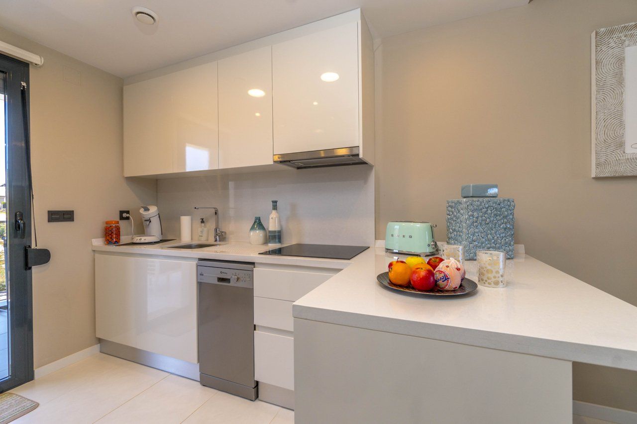 Flat on Costa Blanca, Spain, 93 m² - picture 14