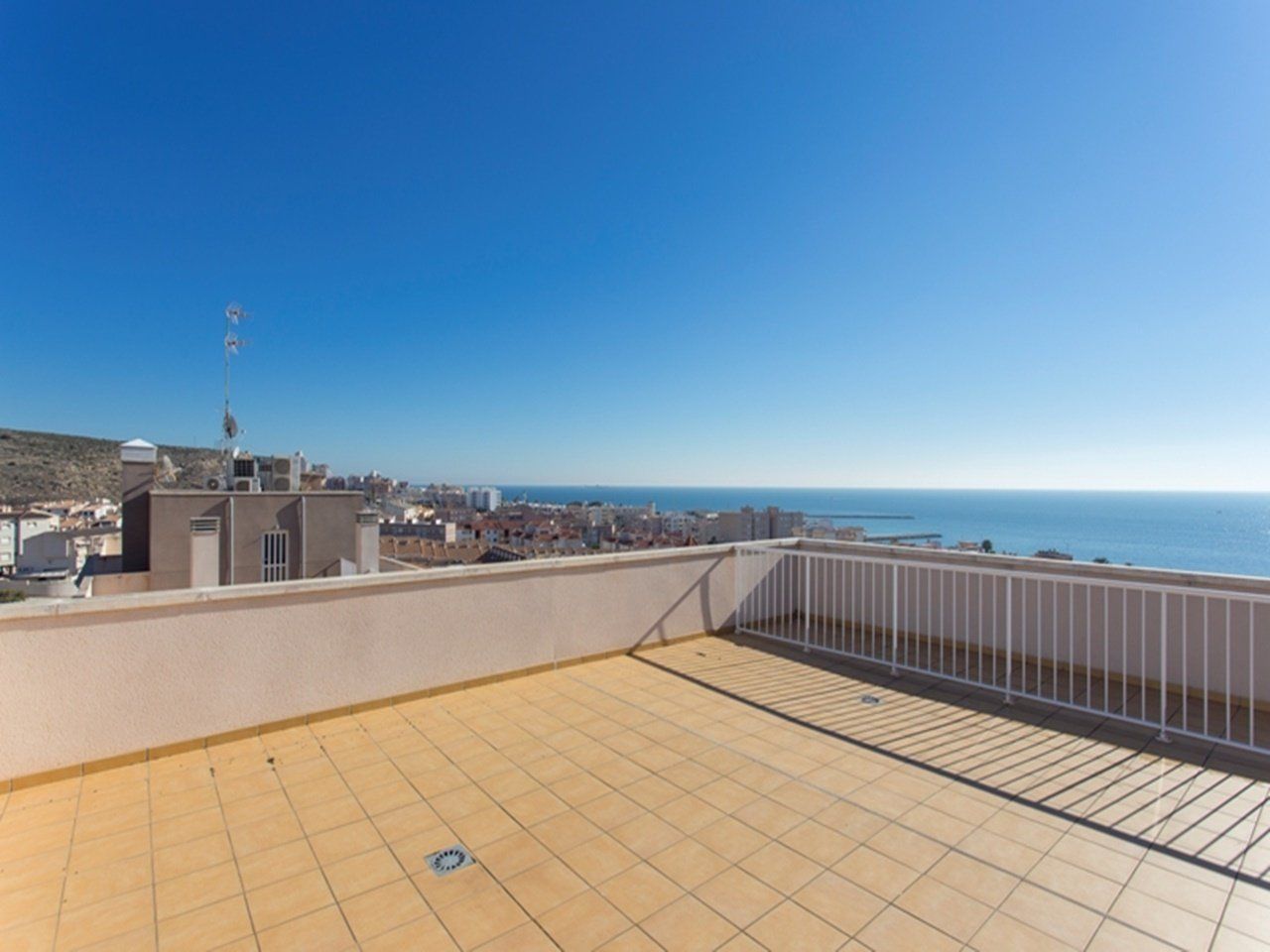 Appartement sur la Costa Blanca, Espagne, 90 m² - image 14