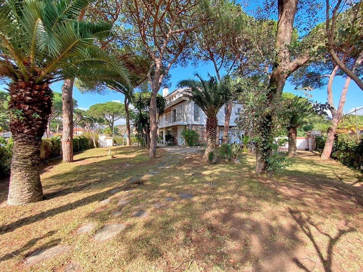 House in Costa del Garraf, Spain, 248 m² - picture 14