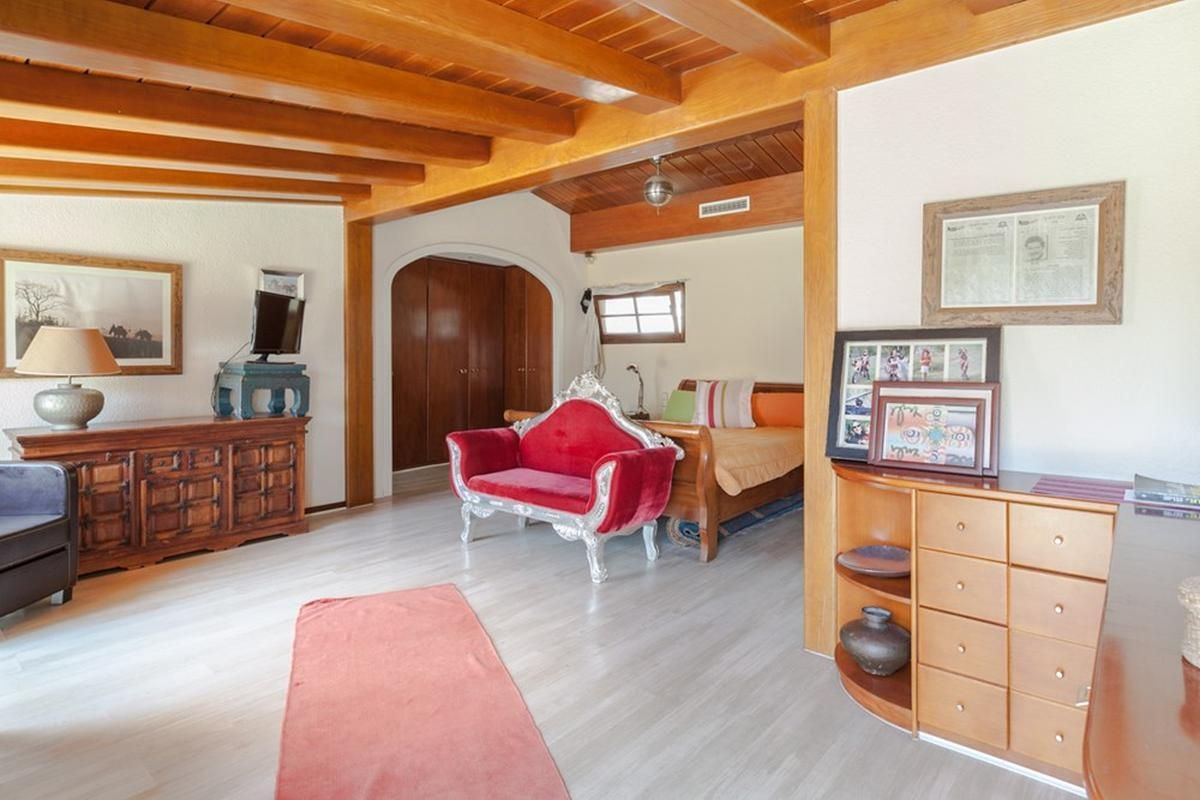 Maison à la Costa del Garraf, Espagne, 719 m² - image 14