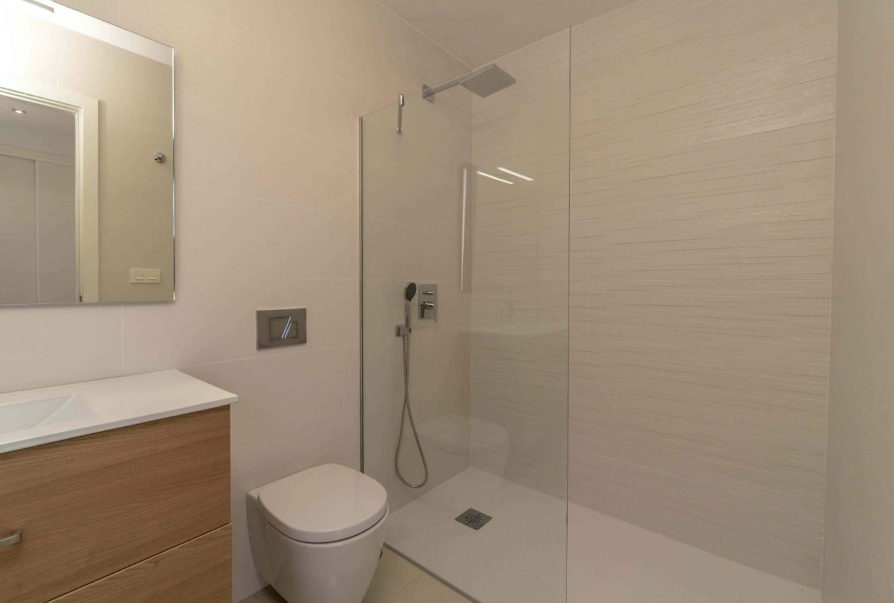 Casa en la Costa Blanca, España, 134 m² - imagen 15