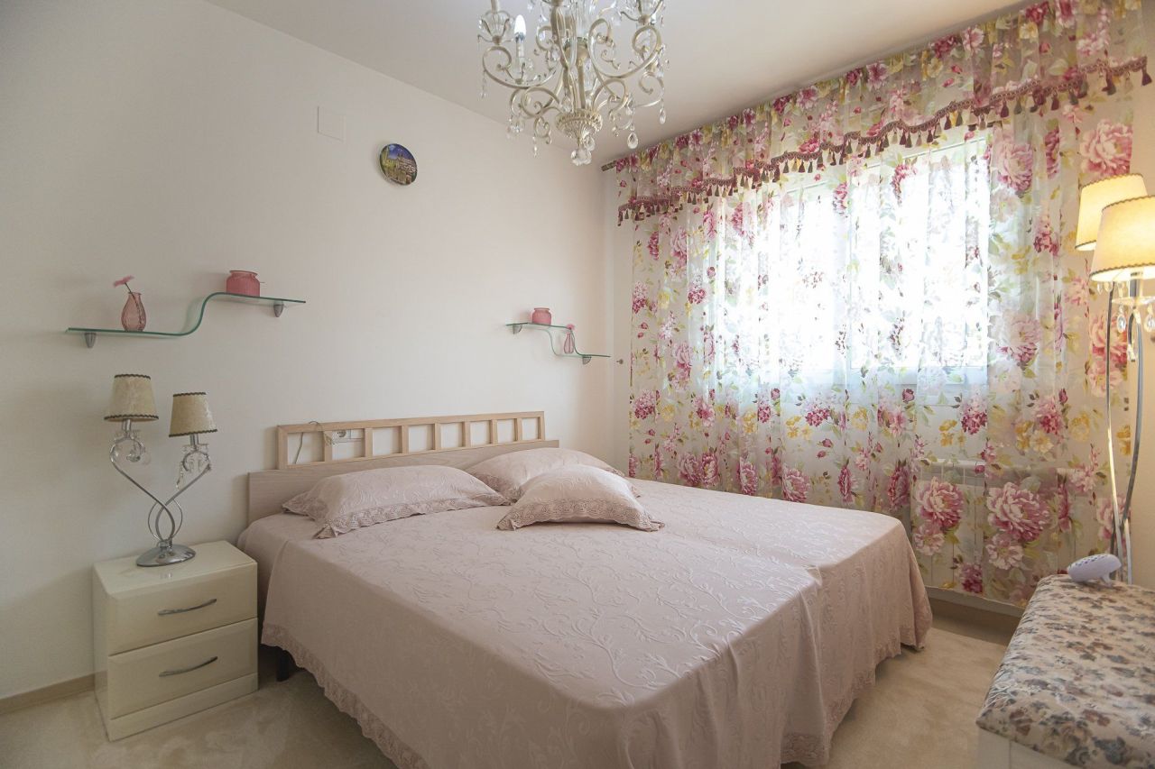 Townhouse on Costa Daurada, Spain, 240 m² - picture 15