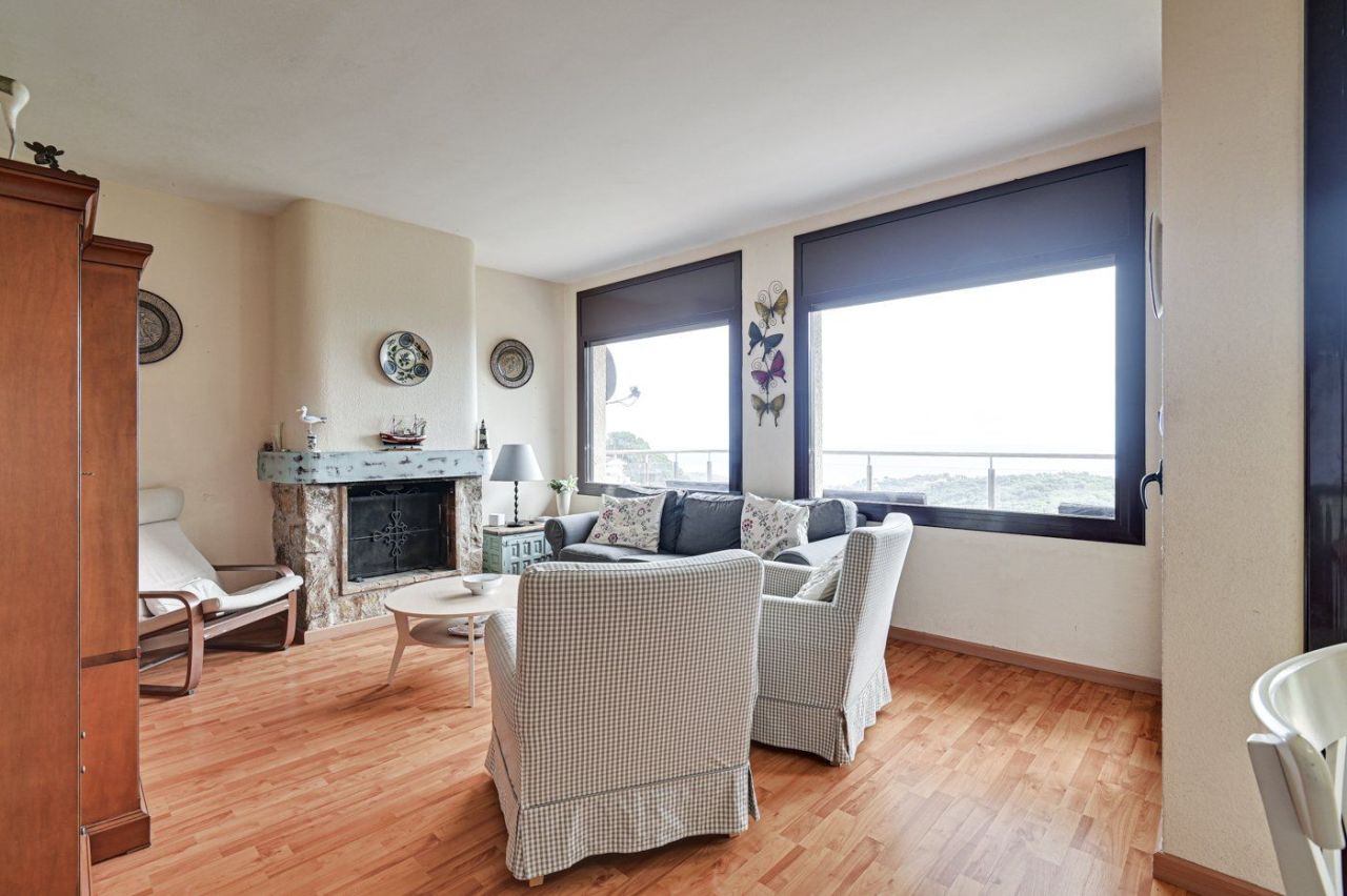 Casa en la Costa Brava, España, 230 m² - imagen 16