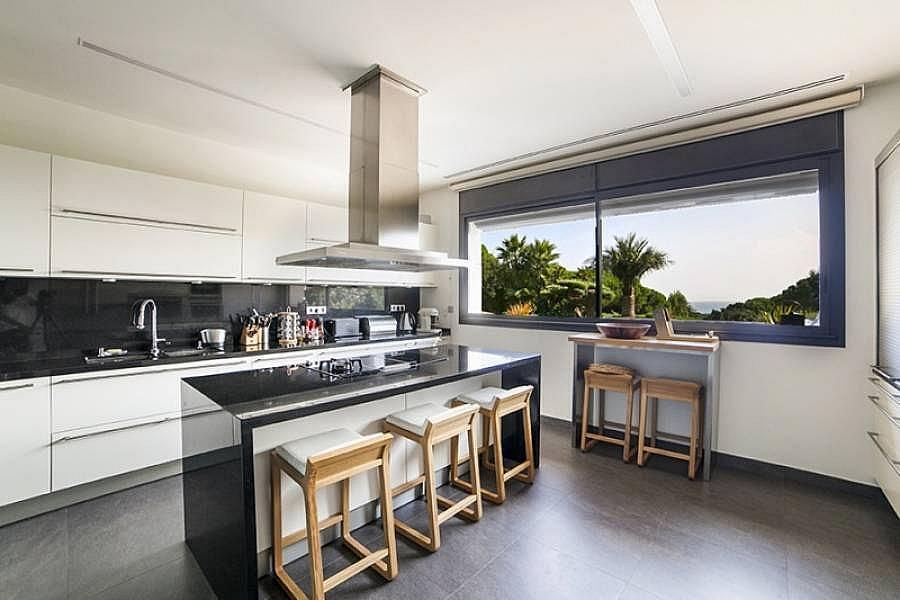 Maison sur la Costa del Maresme, Espagne, 600 m² - image 16