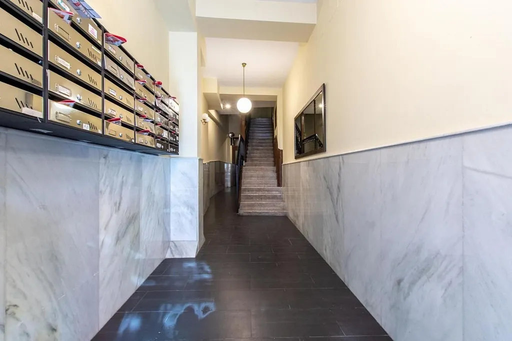 Flat in Madrid, Spain, 128 m² - picture 16