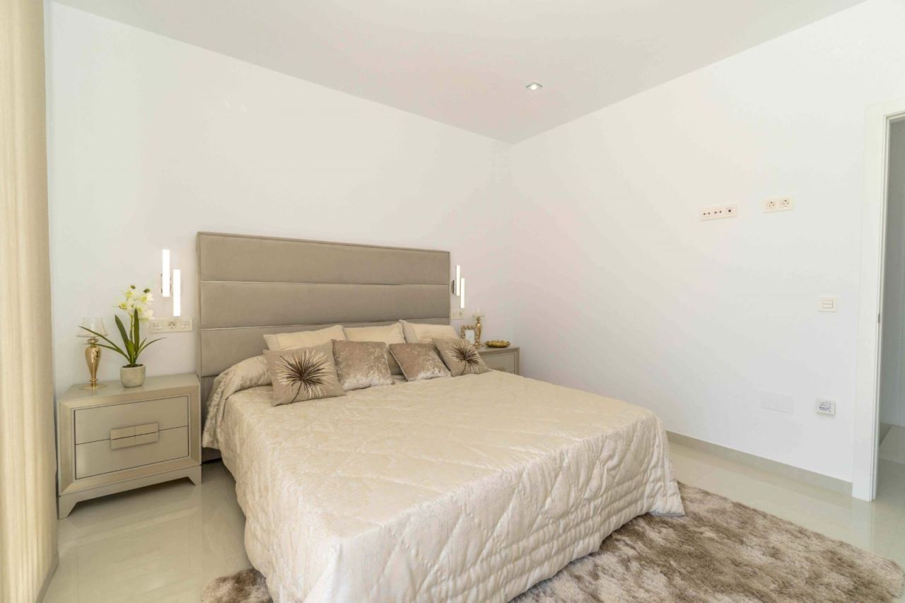 Casa en la Costa Blanca, España, 134 m² - imagen 16