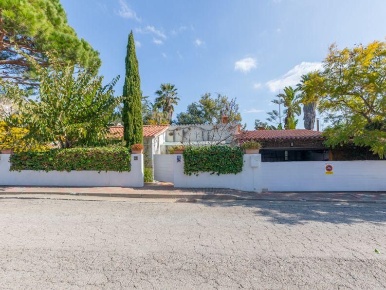 Maison sur la Costa Brava, Espagne - image 16