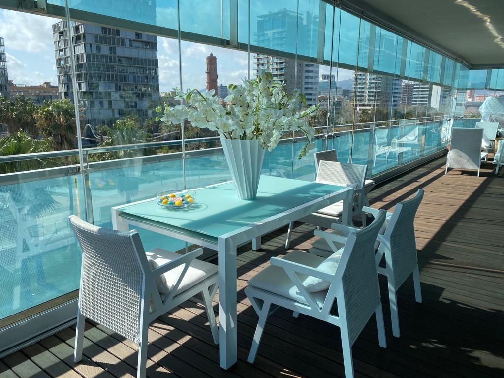 Flat in Barcelona, Spain, 170 m² - picture 17