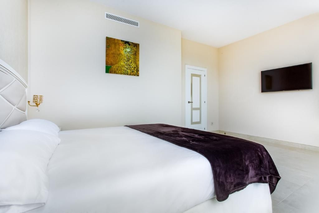 Commercial property on Costa Brava, Spain - picture 17