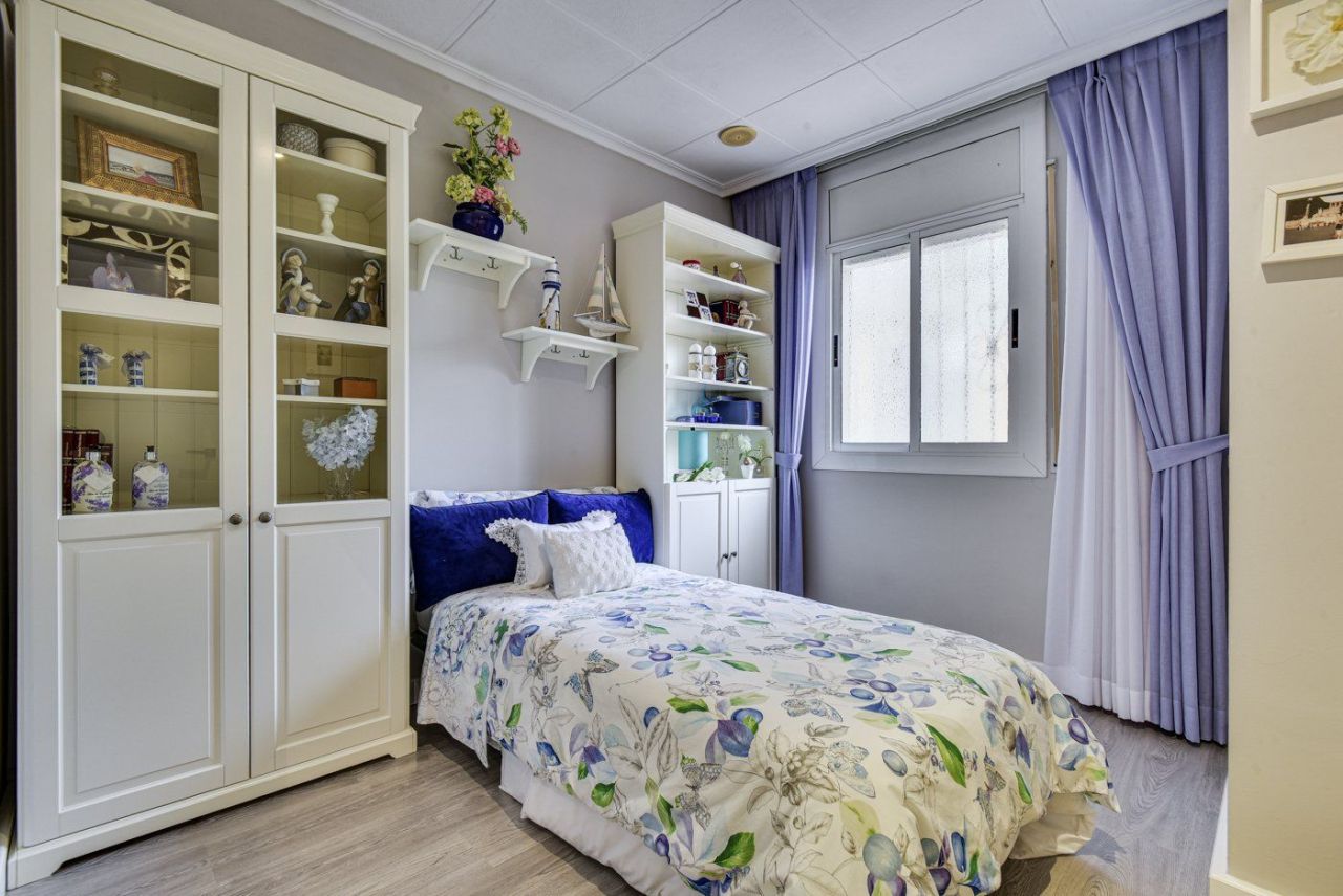 Casa en la Costa del Maresme, España, 295 m² - imagen 17