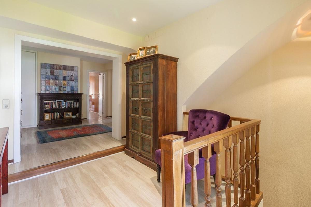 Maison à la Costa del Garraf, Espagne, 719 m² - image 17