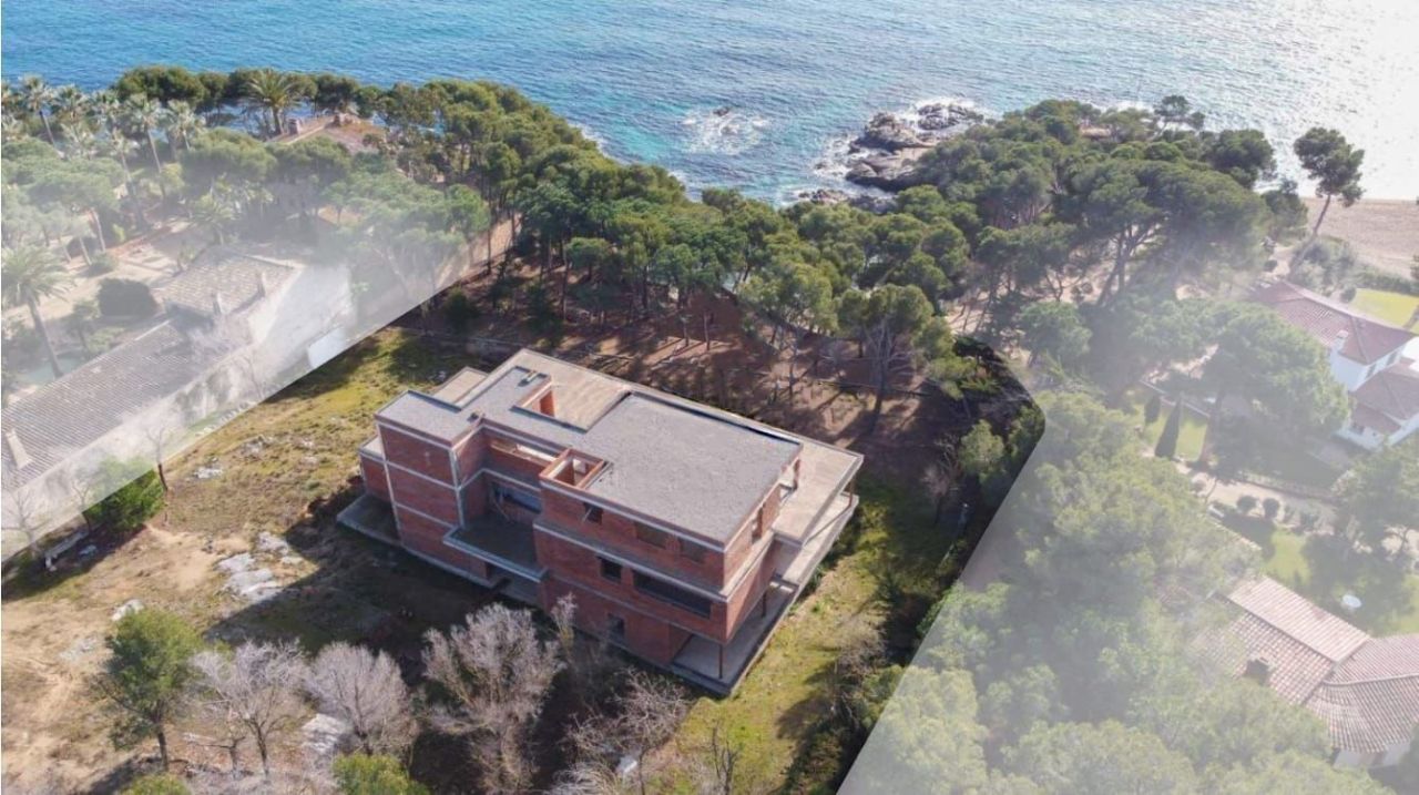 Terreno en la Costa Brava, España - imagen 18