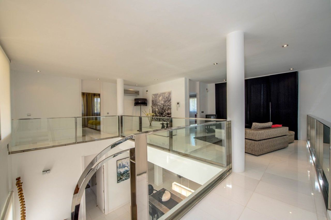 Casa en la Costa Blanca, España, 300 m² - imagen 18