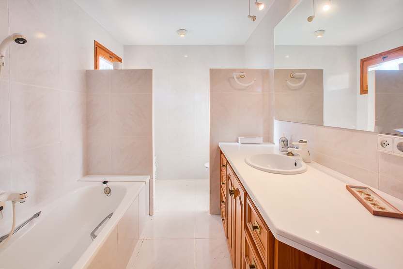 House on Costa Brava, Spain, 446 m² - picture 18