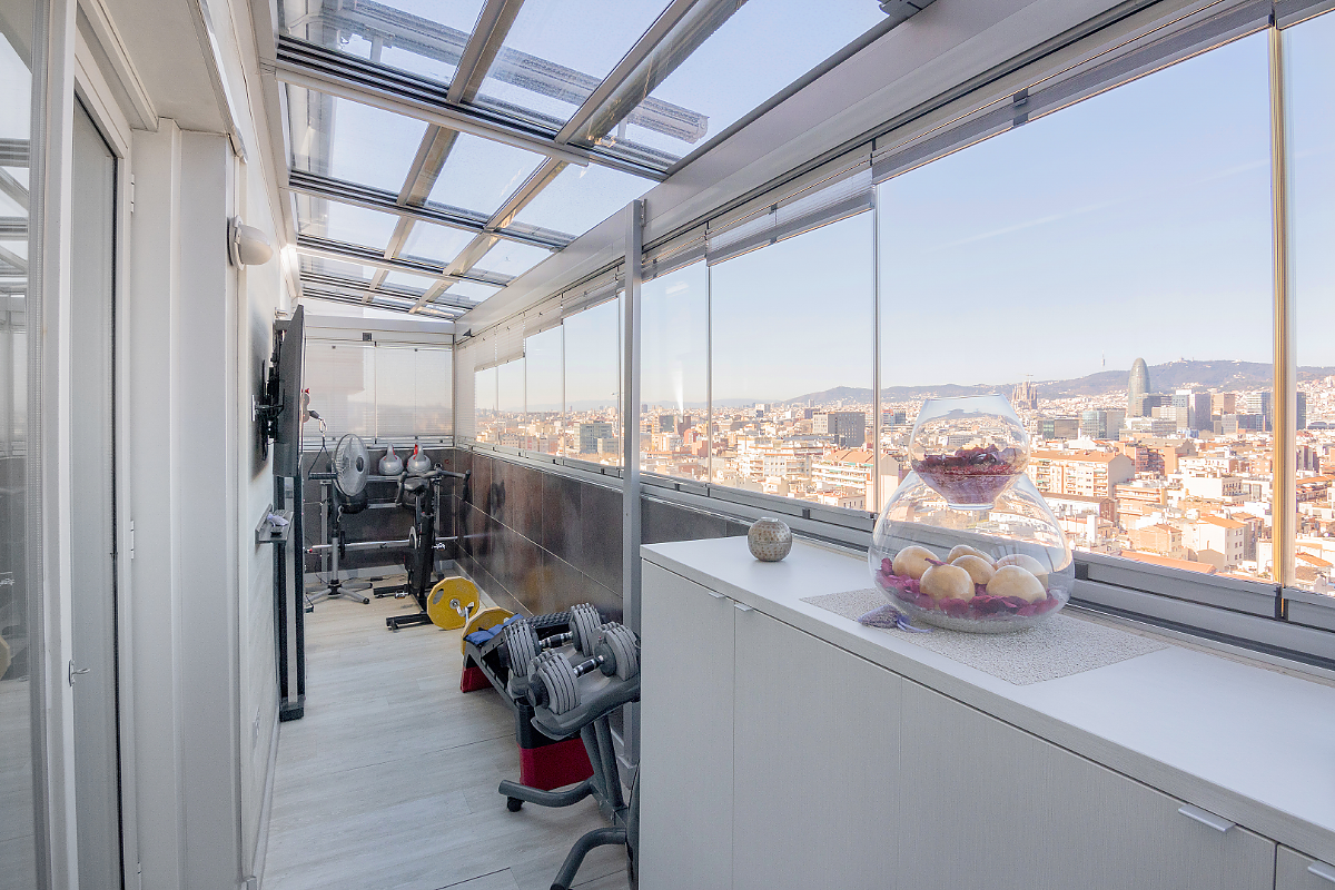 Flat in Barcelona, Spain, 190 m² - picture 18