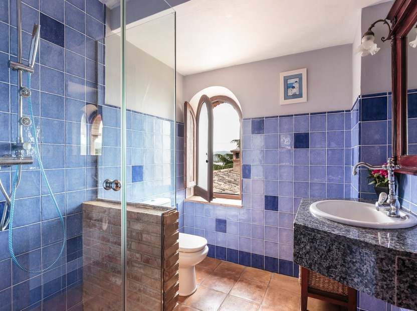 House on Costa Brava, Spain, 596 m² - picture 18