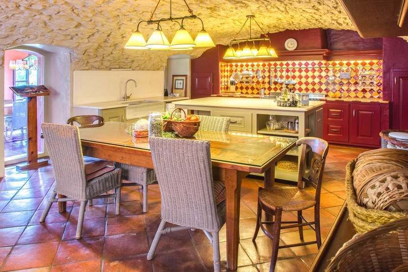 Haus in Costa Brava, Spanien, 1 200 m² - Foto 18