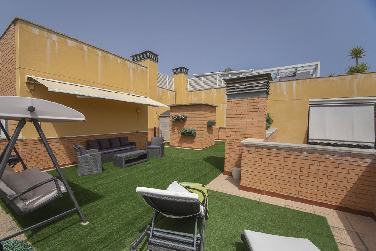 Piso en la Costa Dorada, España, 170 m² - imagen 19