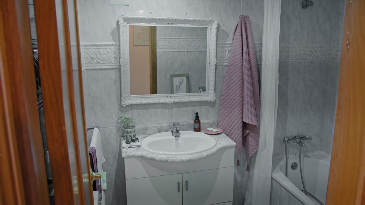 Flat in Valencia, Spain, 146 m² - picture 19