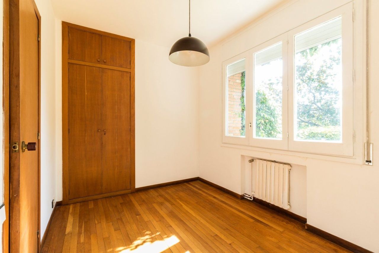 Casa en Barcelona, España, 706 m² - imagen 19