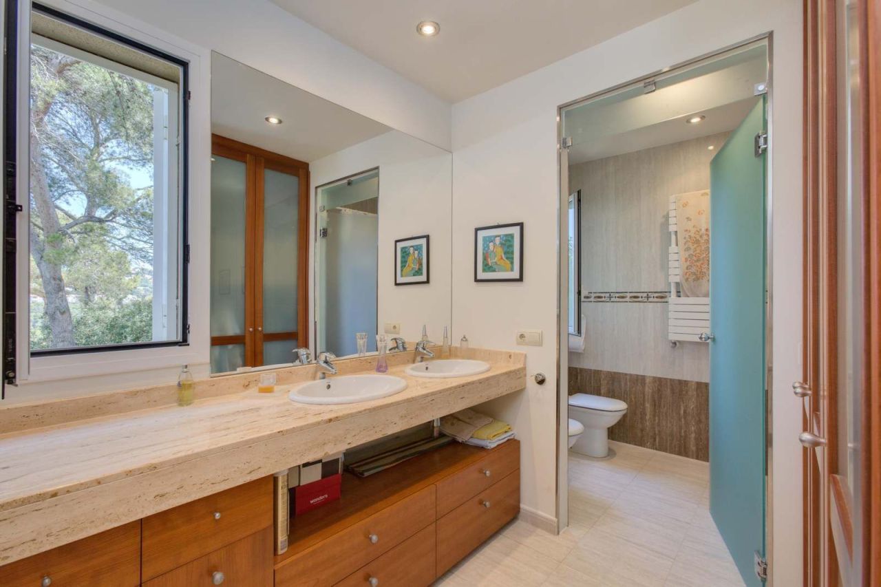 House on Costa Brava, Spain, 228 m² - picture 19