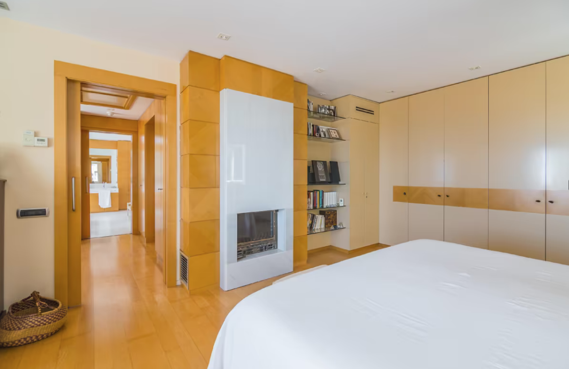 Casa en Barcelona, España, 686 m² - imagen 19