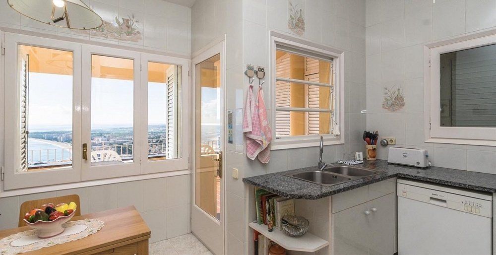 Casa en la Costa Brava, España, 150 m² - imagen 19