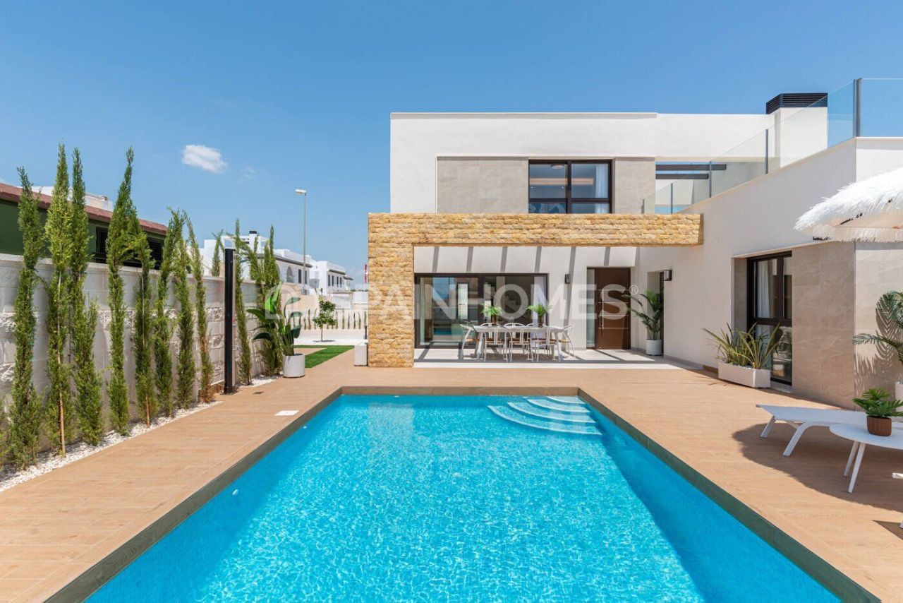 Villa in Rojales, Spain, 241 m² - picture 1