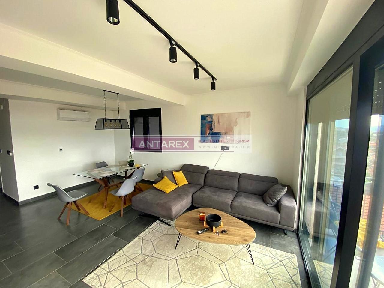 Appartement à Tivat, Monténégro, 55 m² - image 3