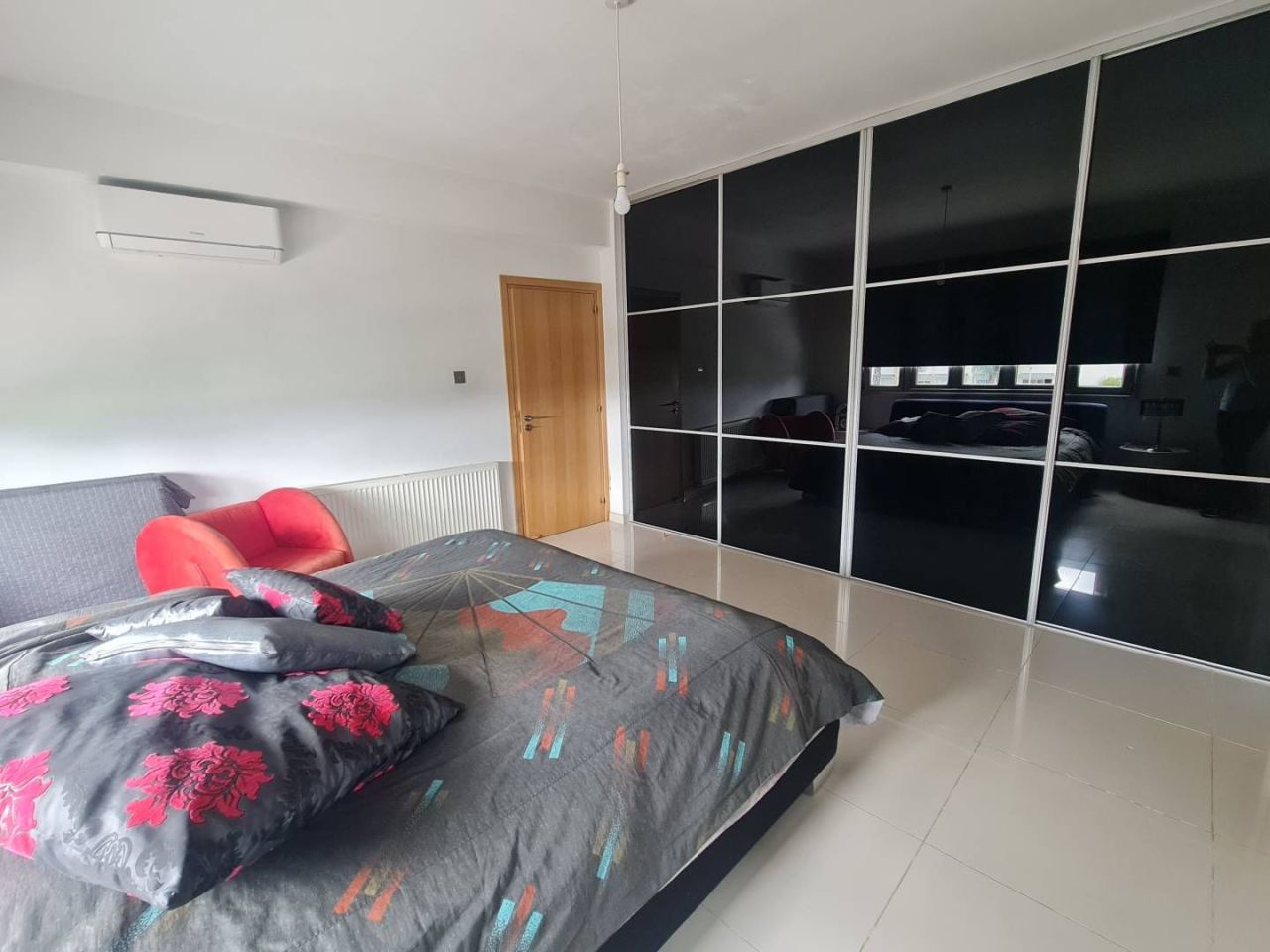 Haus in Aradippou, Zypern, 550 m² - Foto 4