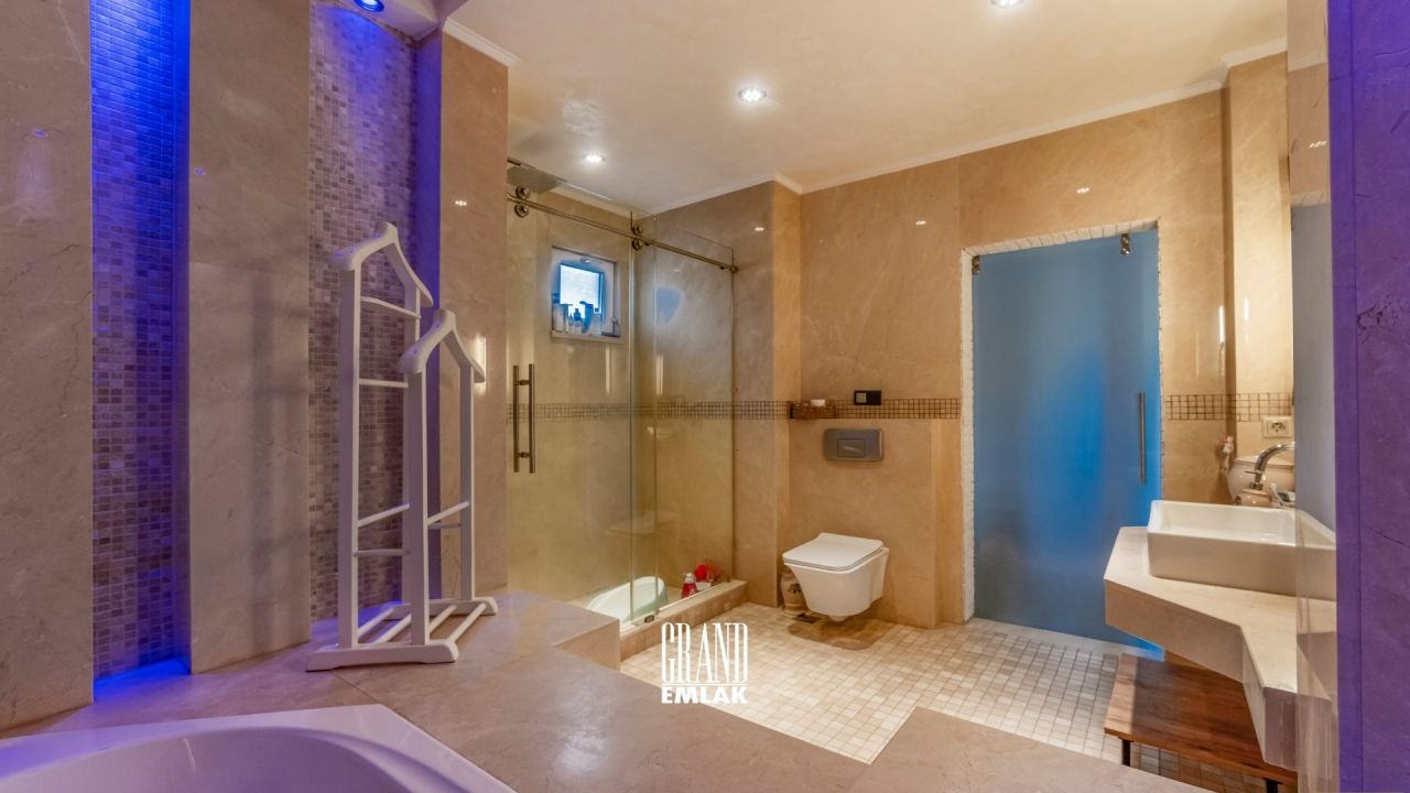 Villa in Antalya, Türkei, 450 m² - Foto 15