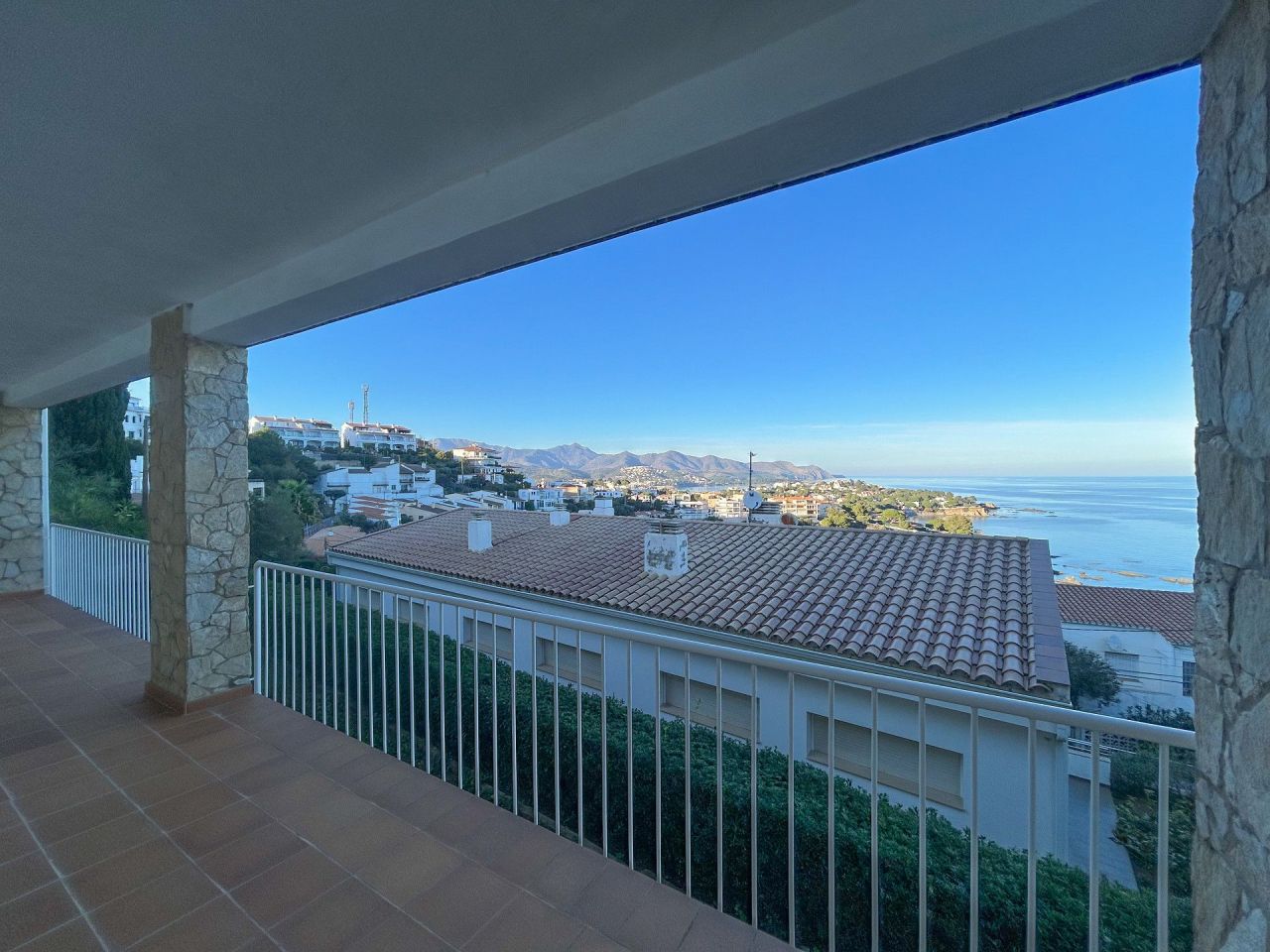 Haus in Llansa, Spanien, 276 m² - Foto 1