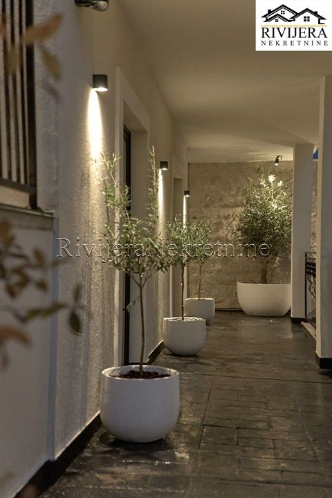 Villa in Tivat, Montenegro, 424 m² - Foto 13