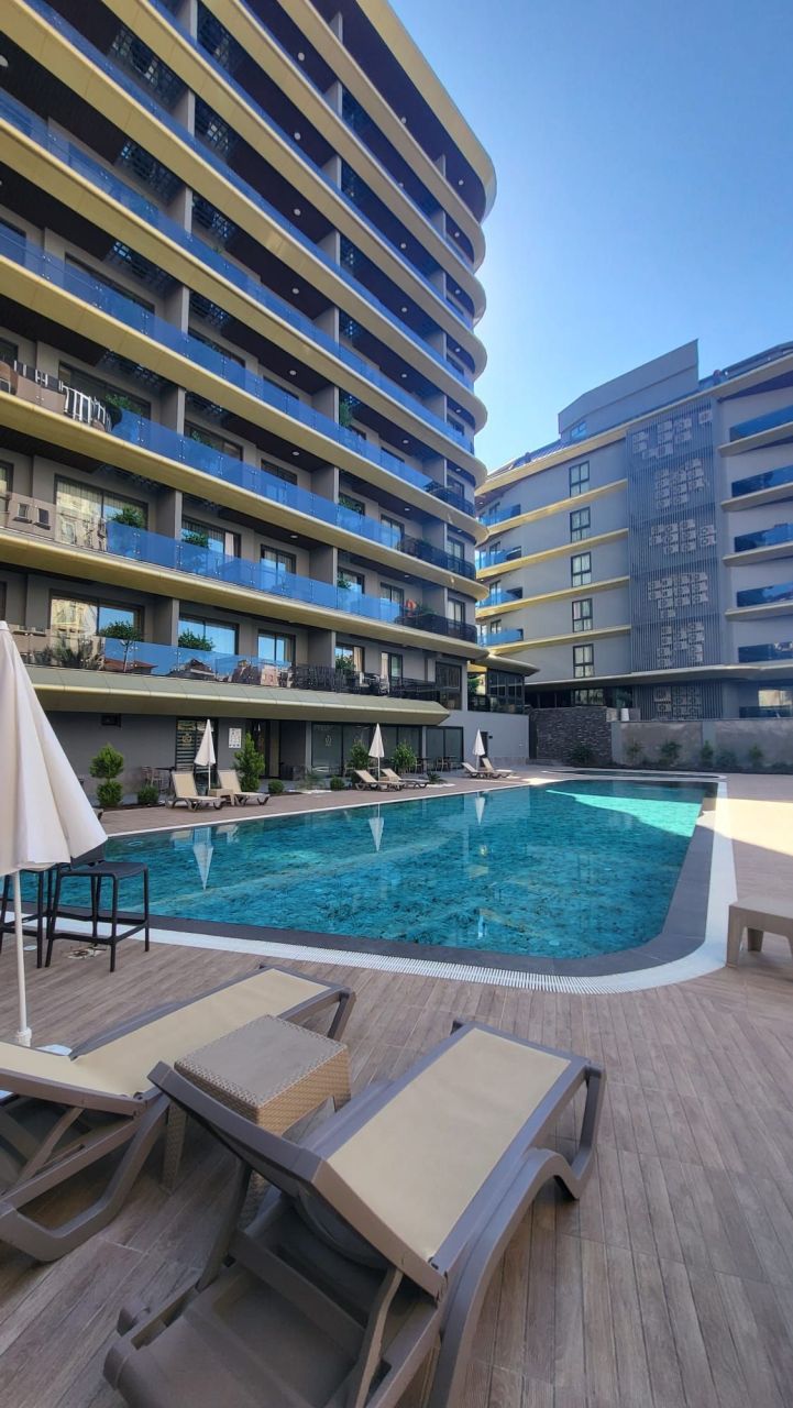 Flat in Alanya, Turkey, 55 m² - picture 1