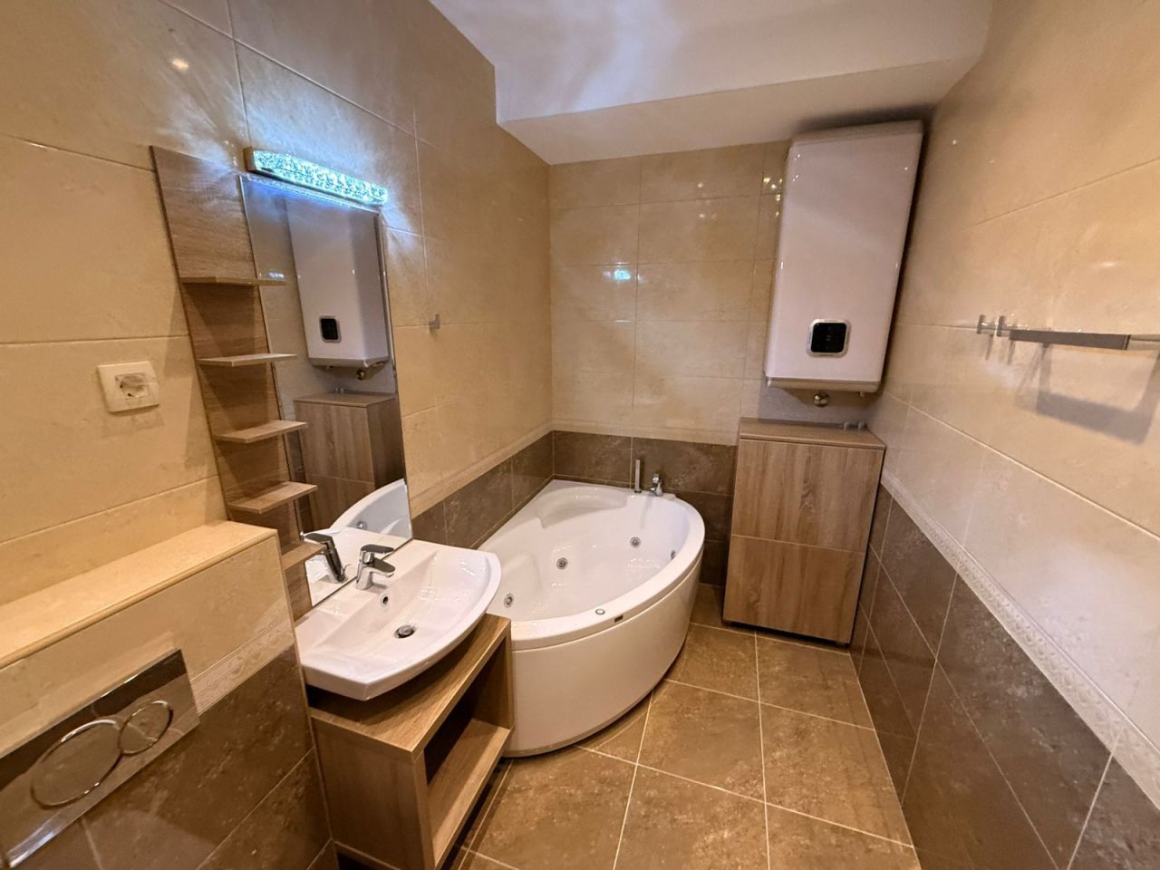 Piso en Budva, Montenegro, 152 m² - imagen 8