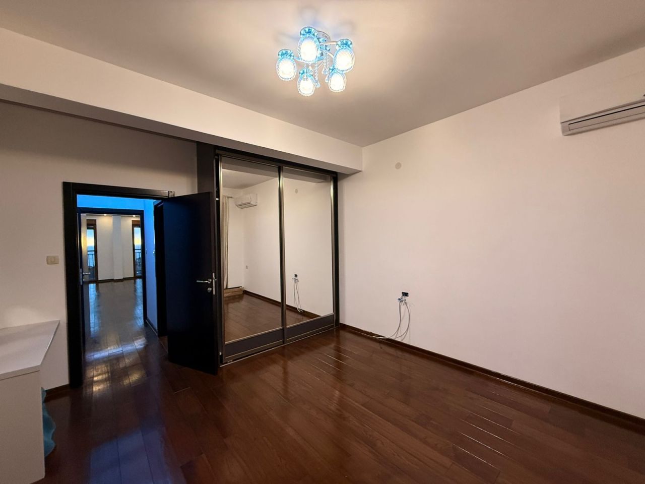 Piso en Budva, Montenegro, 152 m² - imagen 12