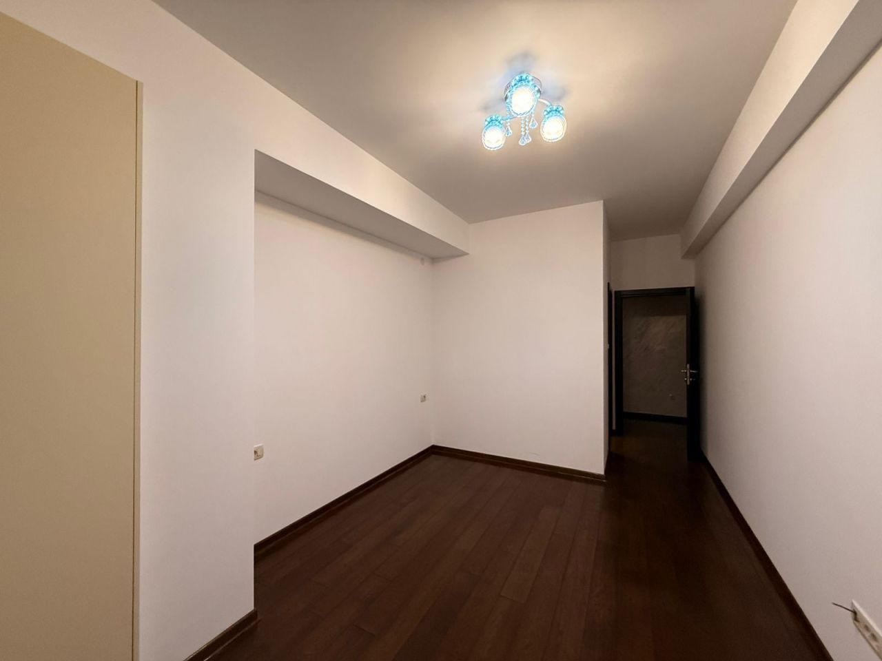 Piso en Budva, Montenegro, 152 m² - imagen 10