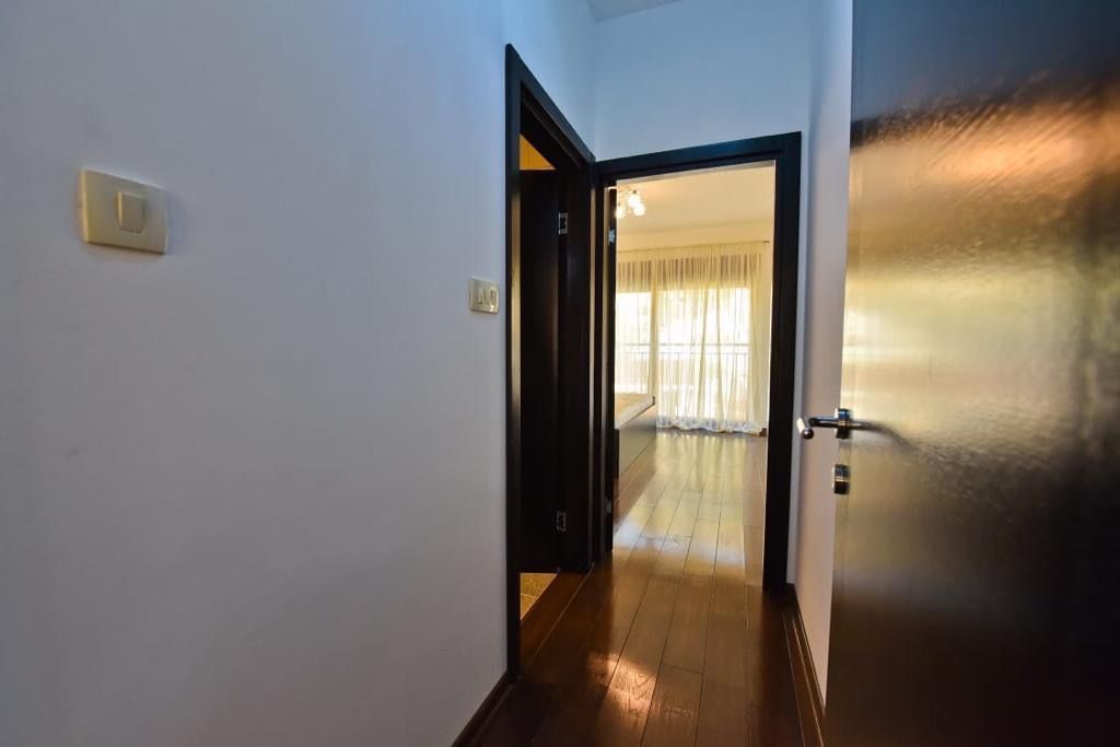 Piso en Budva, Montenegro, 152 m² - imagen 16