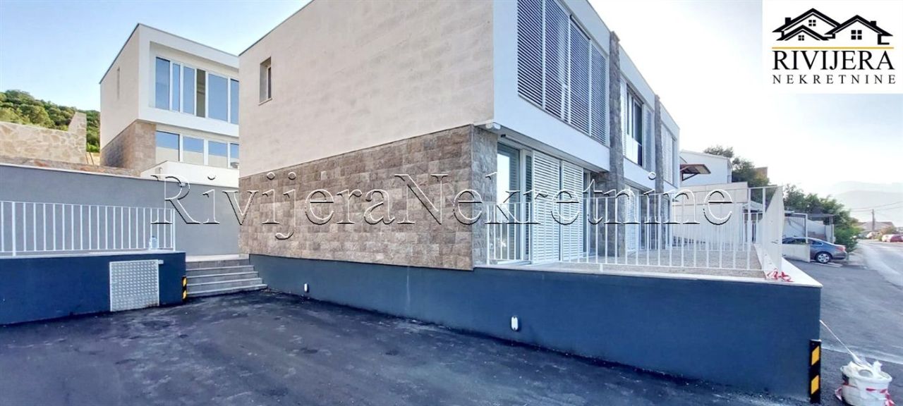 Villa in Tivat, Montenegro, 90 m² - picture 2