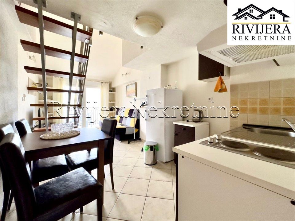 Villa en Tivat, Montenegro, 370 m² - imagen 3