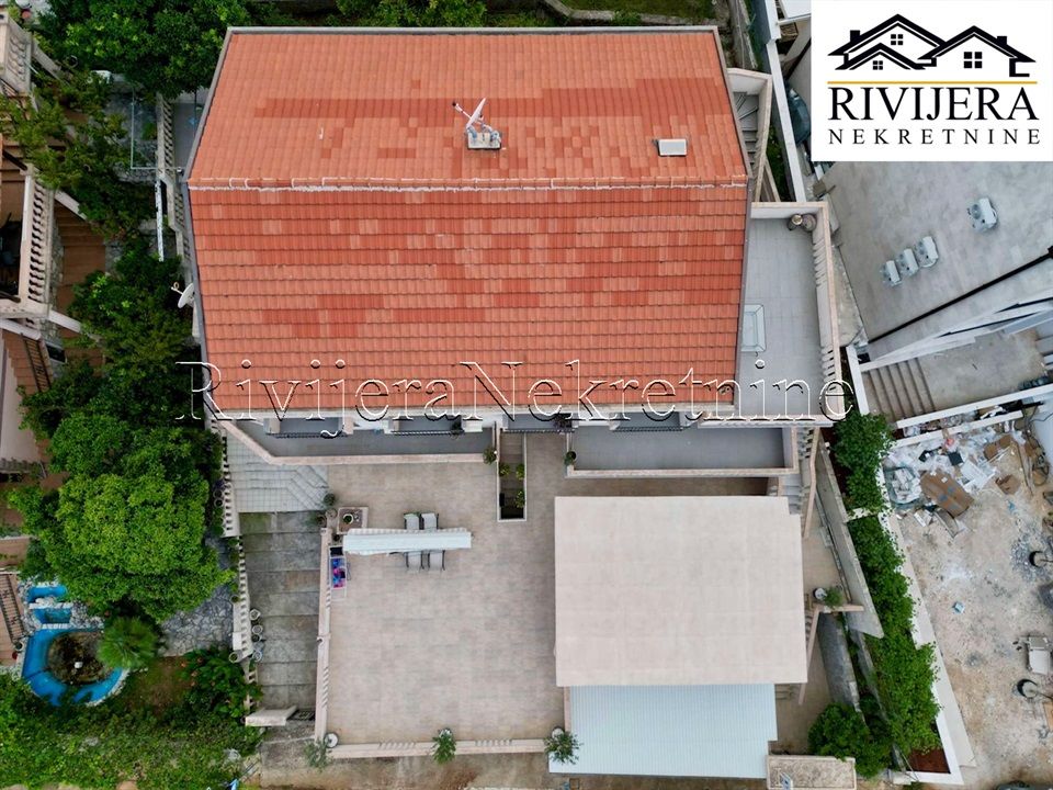 Villa en Tivat, Montenegro, 370 m² - imagen 6