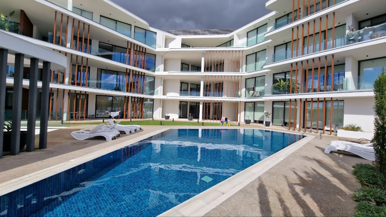 Piso en Germasogeia, Chipre, 189 m² - imagen 1