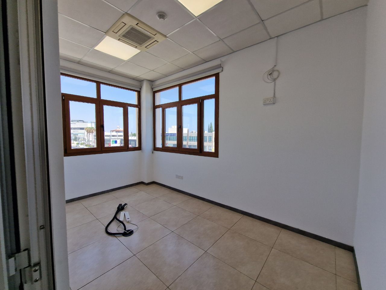 Ufficio a Limassol, Cipro, 495 m² - foto 6