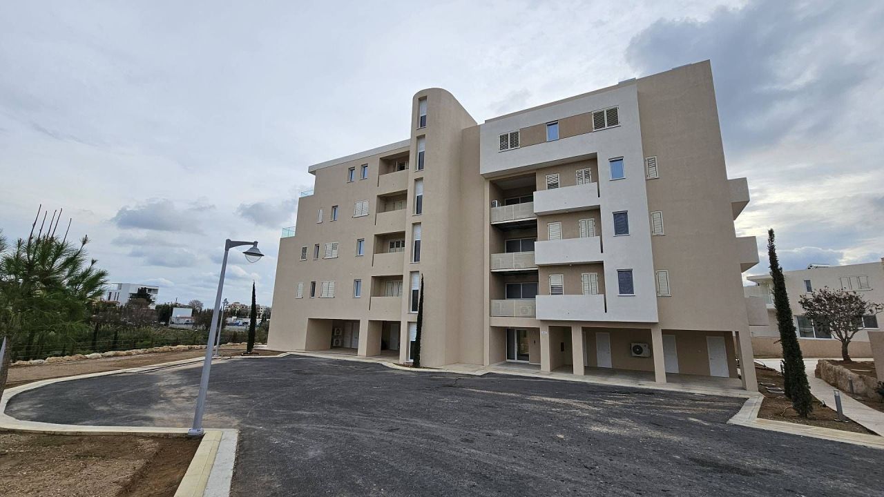 Flat in Chlorakas, Cyprus, 75 m² - picture 8