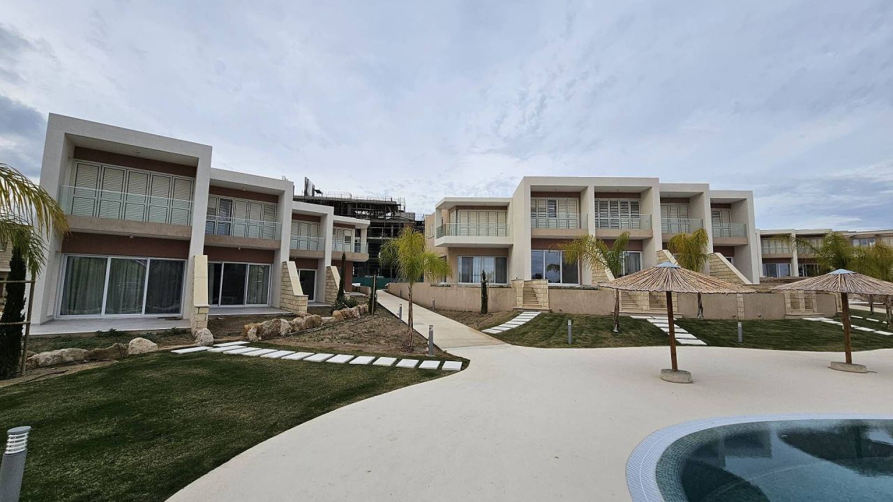 Flat in Chlorakas, Cyprus, 75 m² - picture 9