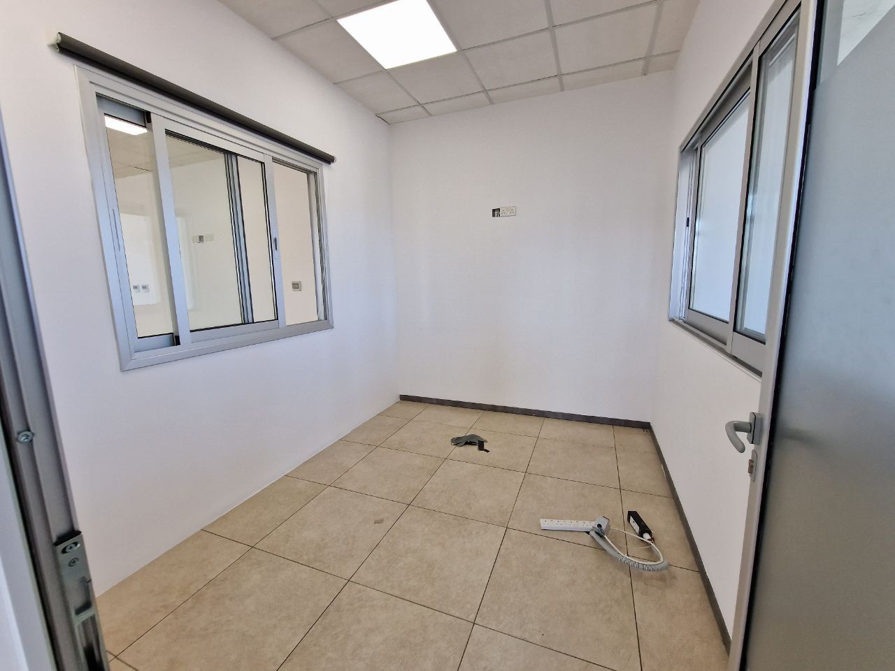 Ufficio a Limassol, Cipro, 495 m² - foto 10
