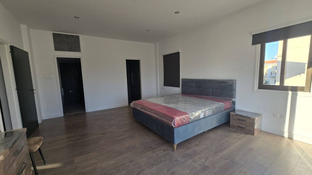 Casa en Lárnaca, Chipre, 750 m² - imagen 14