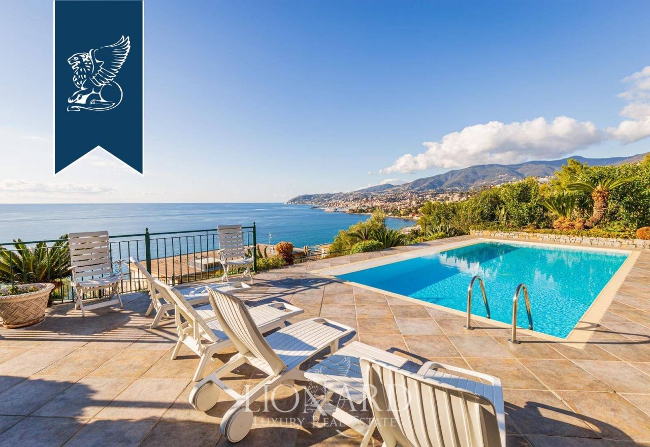 Villa in San Remo, Italien, 180 m² - Foto 3