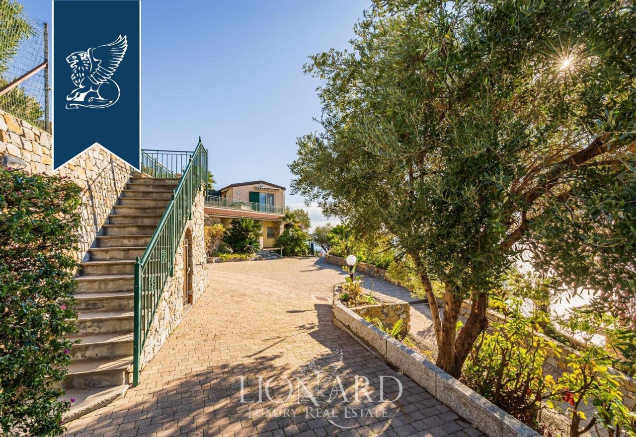 Villa in San Remo, Italien, 180 m² - Foto 14